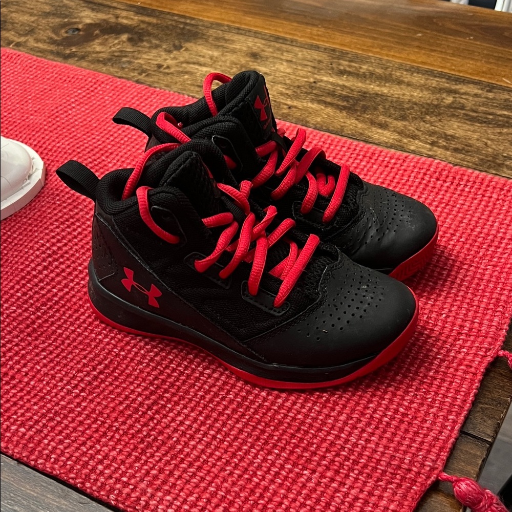 Under Armour Kids Black and Red Sneakers